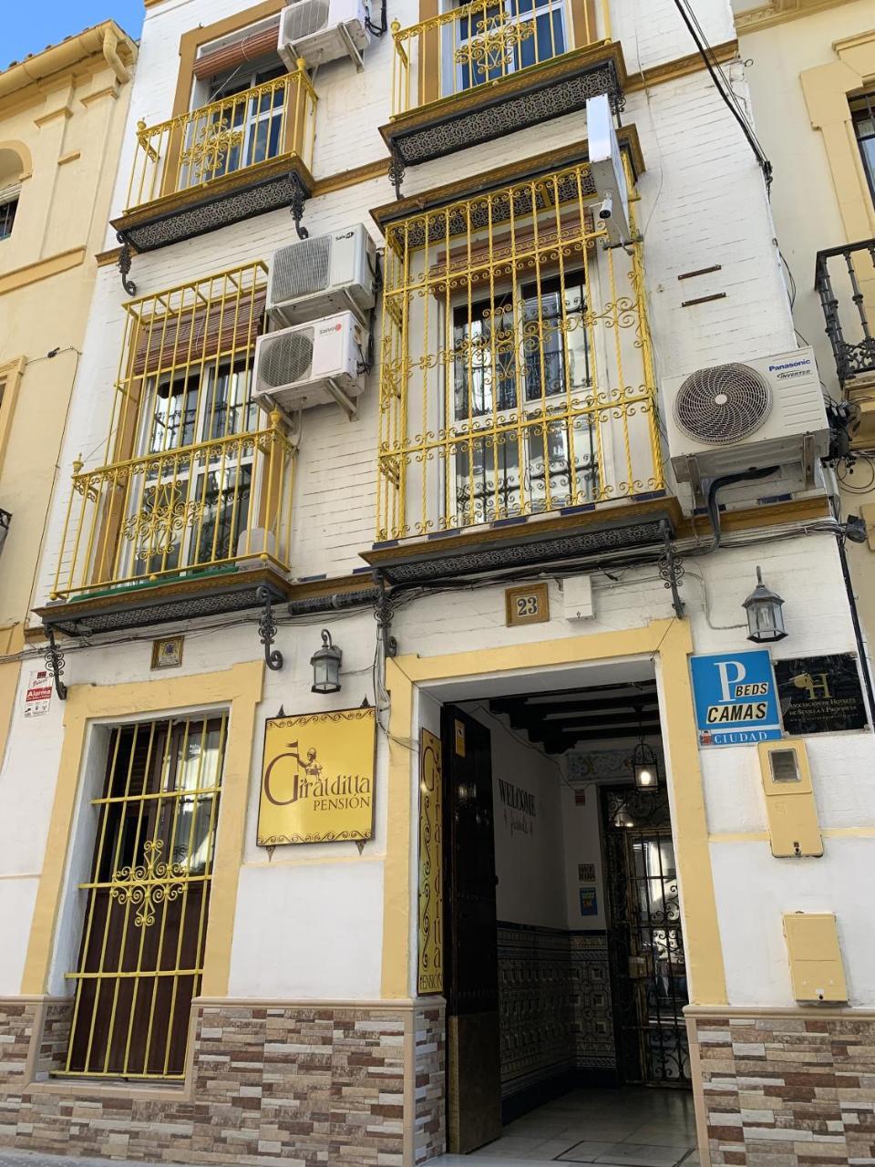 Giraldilla Hotell Sevilla Exteriör bild